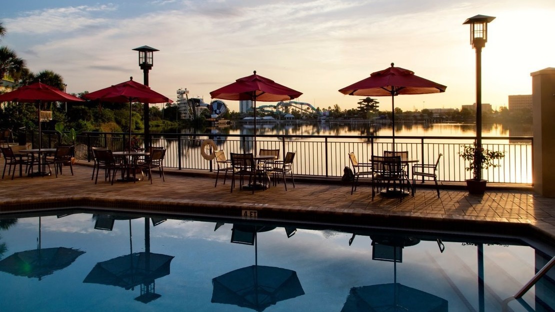 Ramada Plaza by Wyndham Orlando Resort & Suites International Drive